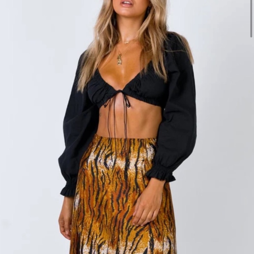 Princess Polly Take It To The Heart Top Black